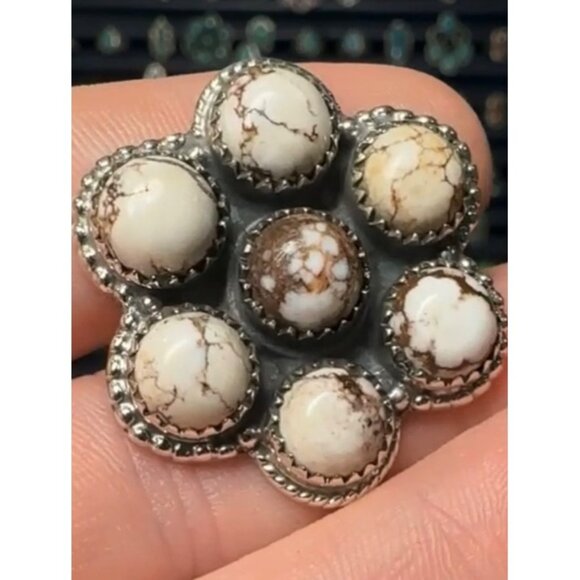 Sterling Silver Wild Horse Stone Ring Size 9 Floral Design - Picture 4 of 7